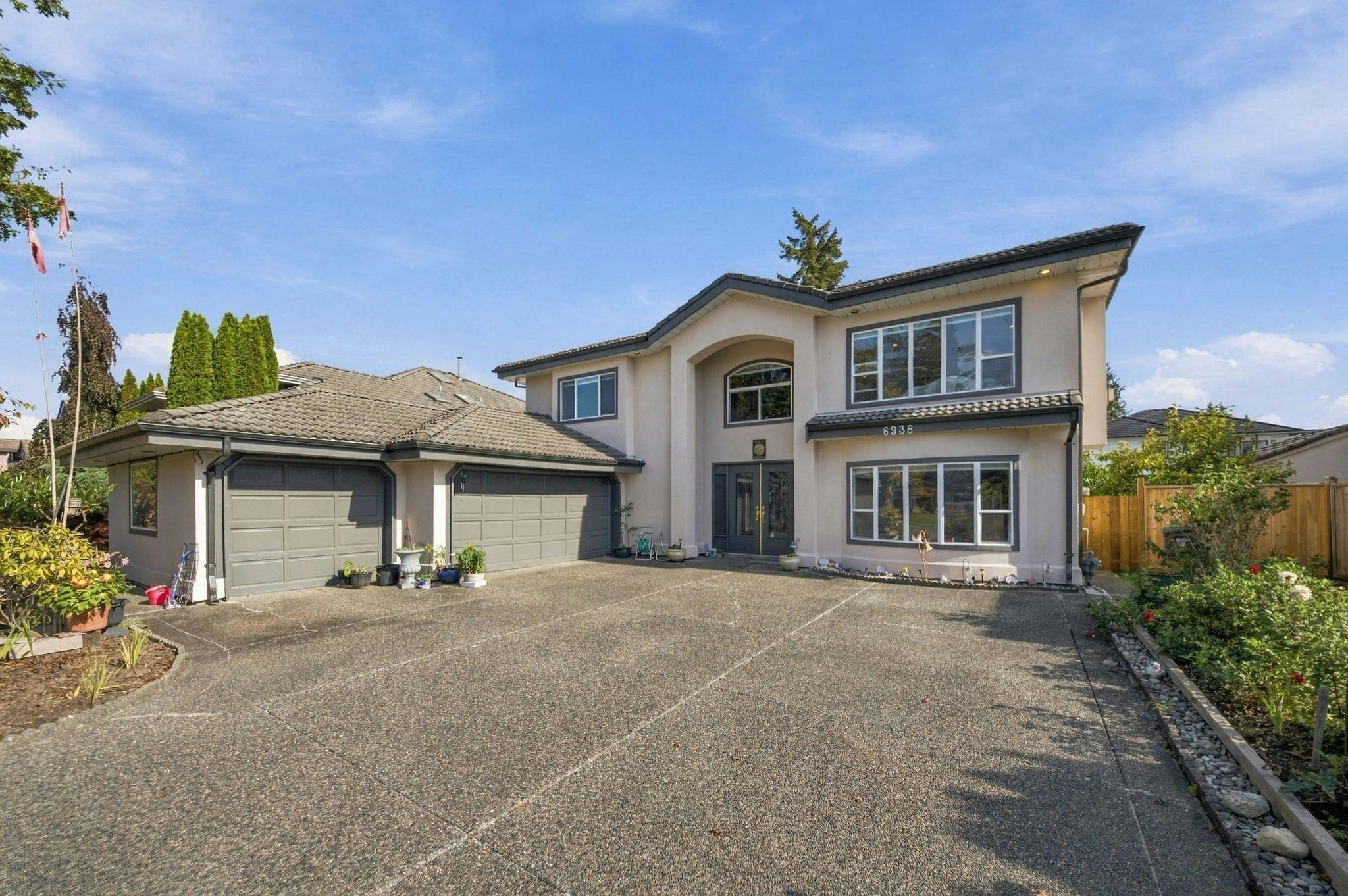 6938 127a Street, Surrey, BC, V3W 0V4