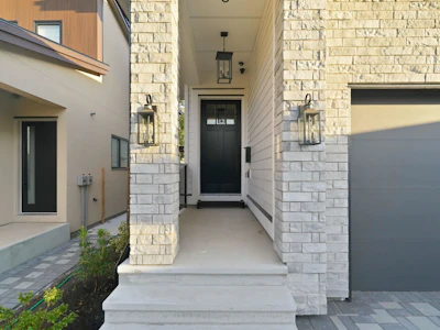11768 92 Avenue - 2