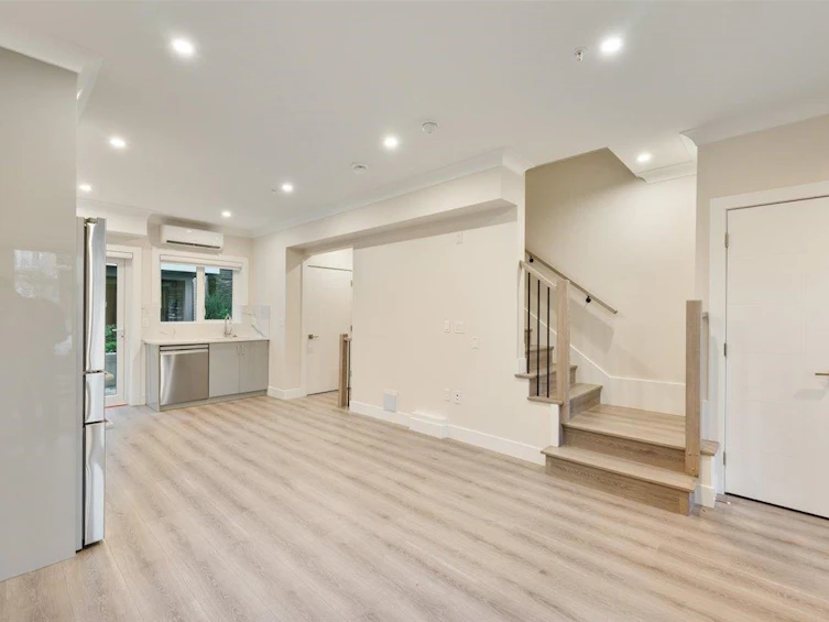 8303 French Street, Vancouver, BC, V6P 4W3 - 13