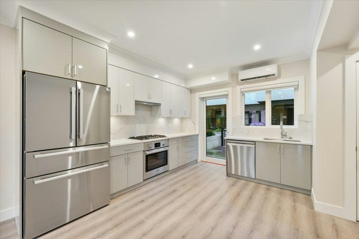 8303 French Street, Vancouver, BC, V6P 4W3 - 8