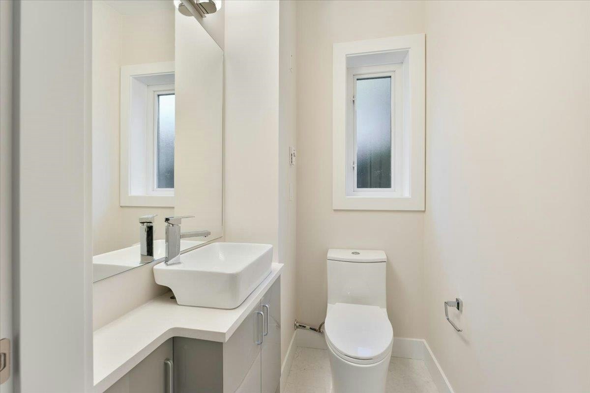 8303 French Street, Vancouver, BC, V6P 4W3 - 12