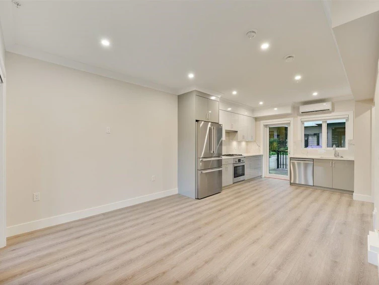 8303 French Street, Vancouver, BC, V6P 4W3 - 6