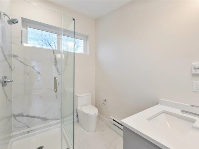 8303 French Street, Vancouver, BC, V6P 4W3 - 22