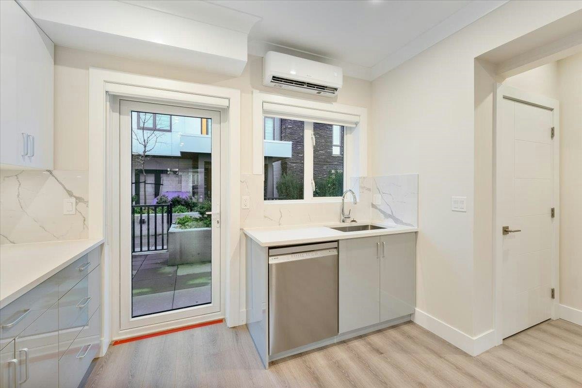 8303 French Street, Vancouver, BC, V6P 4W3 - 11