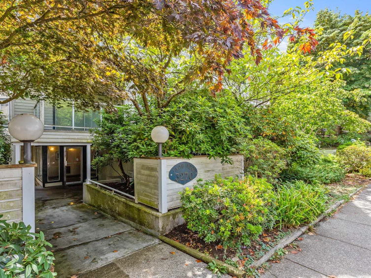 101-3270 W 4th Avenue, Vancouver, BC, V6K 1R9 - 23
