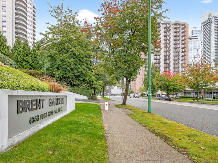 2308-4353 Halifax Street, Burnaby, BC, V5C 5Z4 - 25