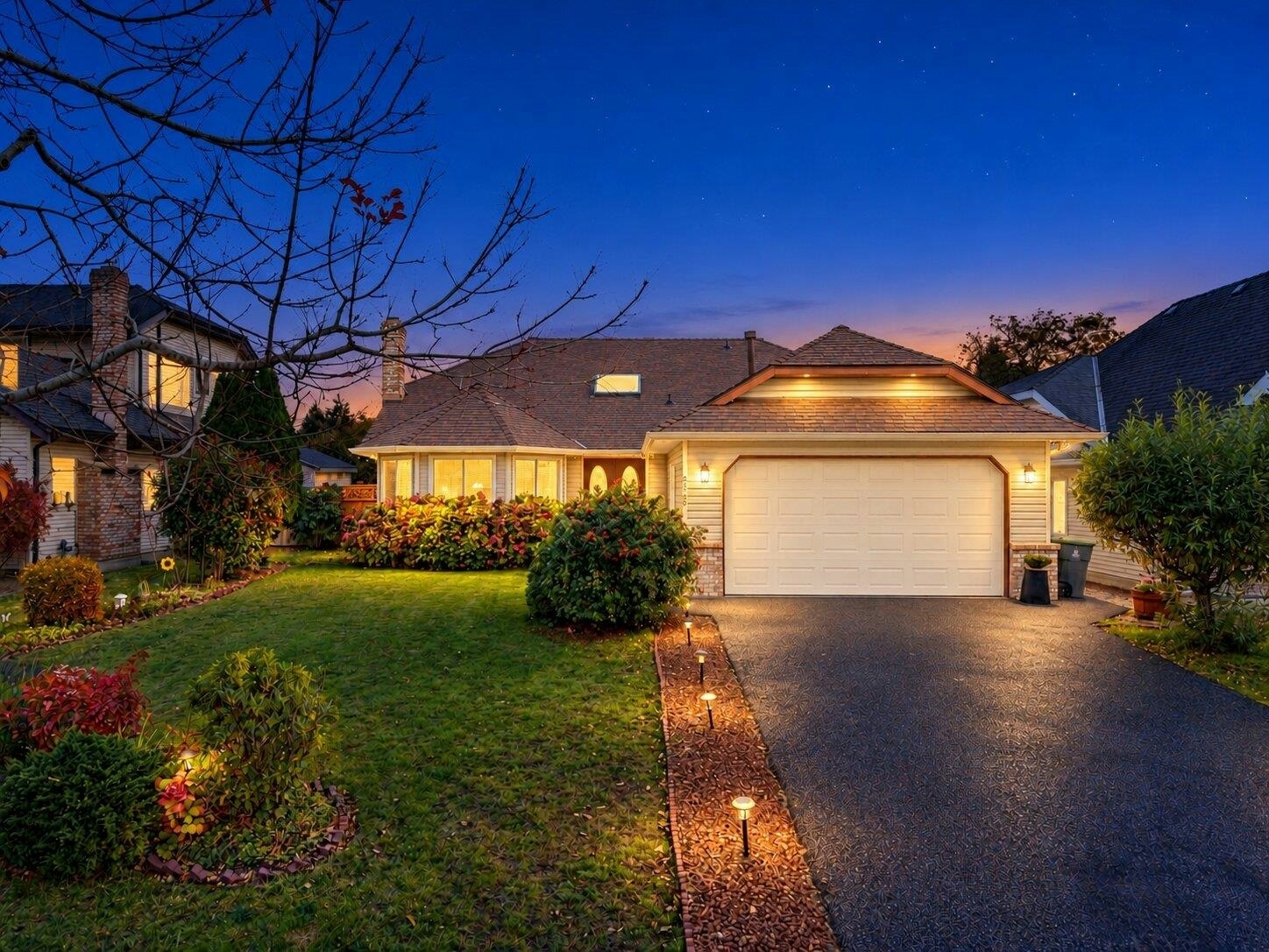 6142 184a Street, Surrey, BC, V3S 7P8