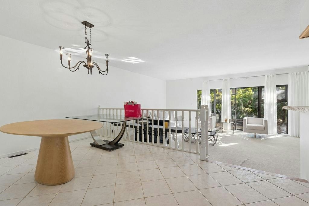6566 Pinehurst Drive, Vancouver, BC, V5X 4P1