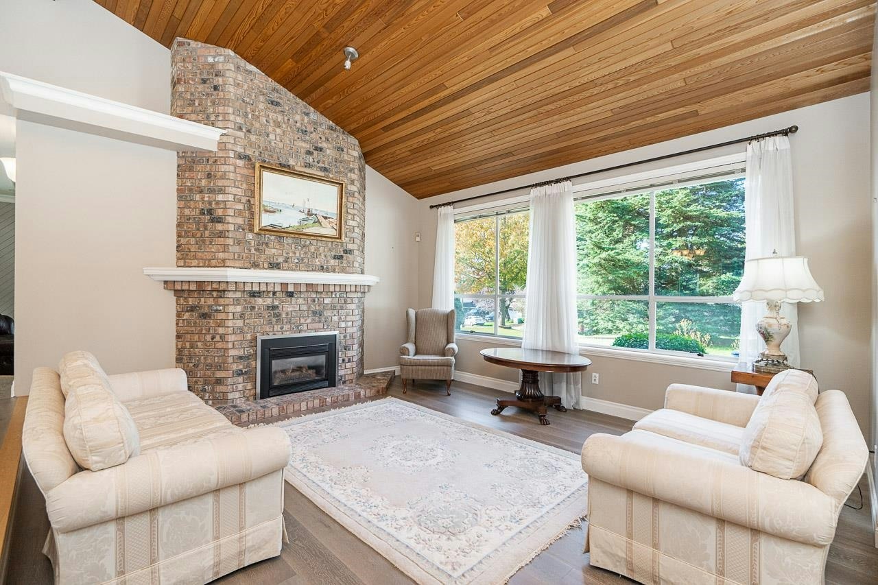5464 185 Street - 5