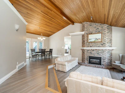 5464 185 Street - 4