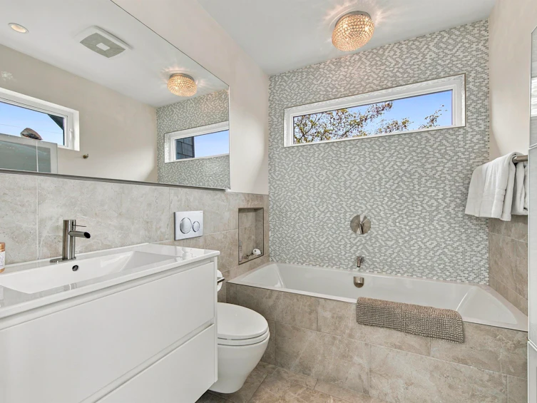 2505 Adanac Street, Vancouver, BC, V5K 2M6 - 28