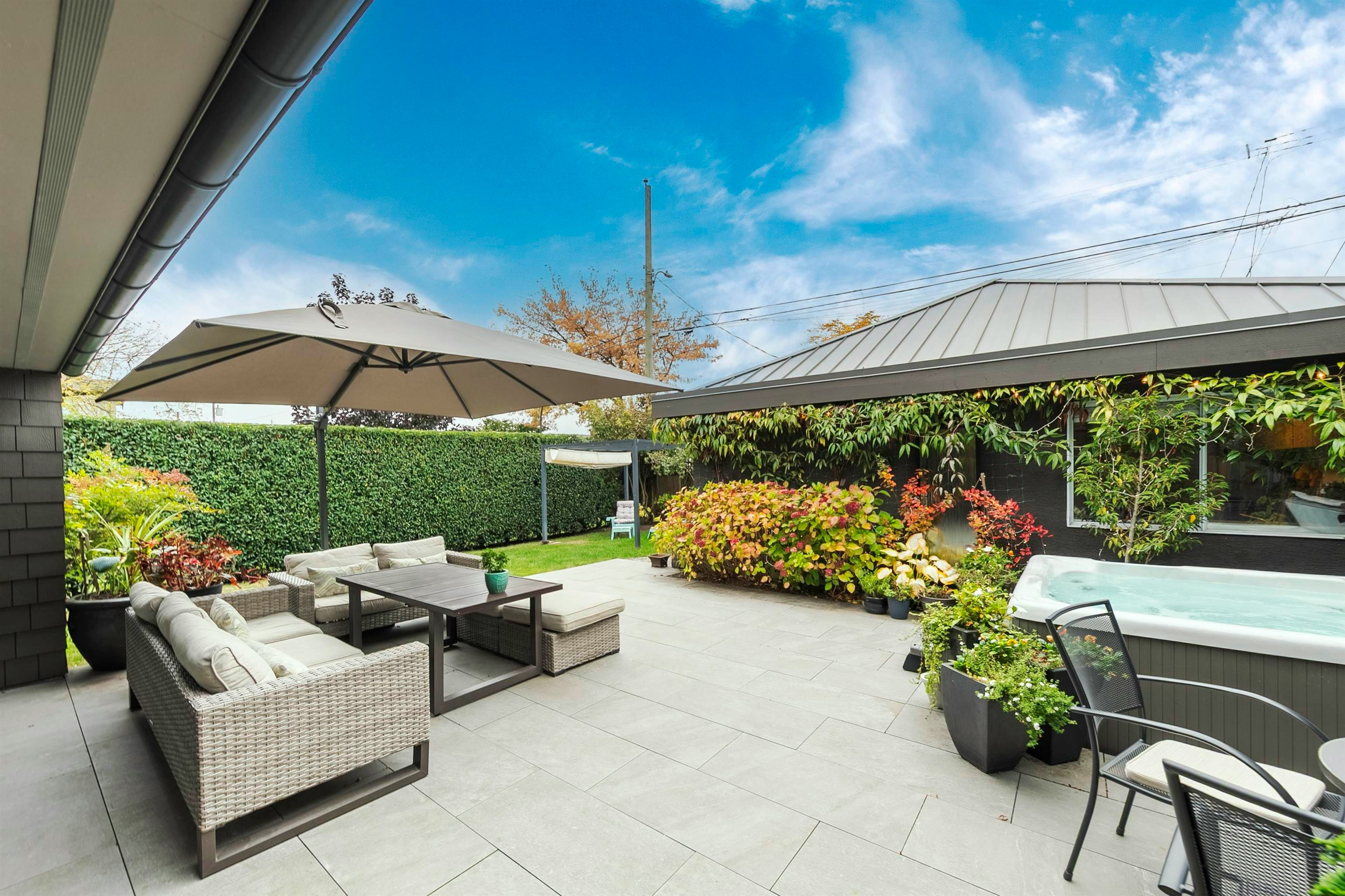 2505 Adanac Street, Vancouver, BC, V5K 2M6 - 14