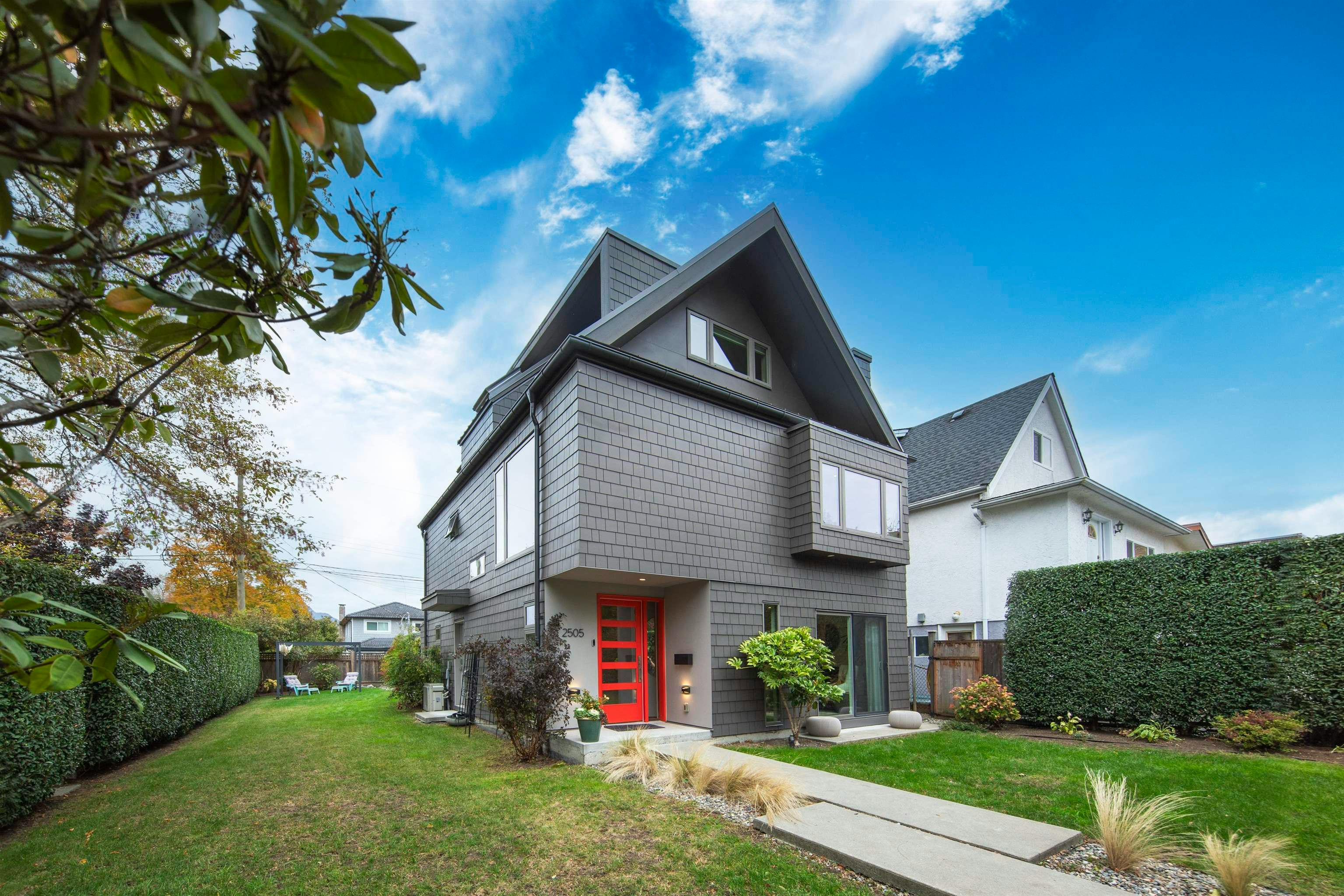 2505 Adanac Street, Vancouver, BC, V5K 2M6 - 31