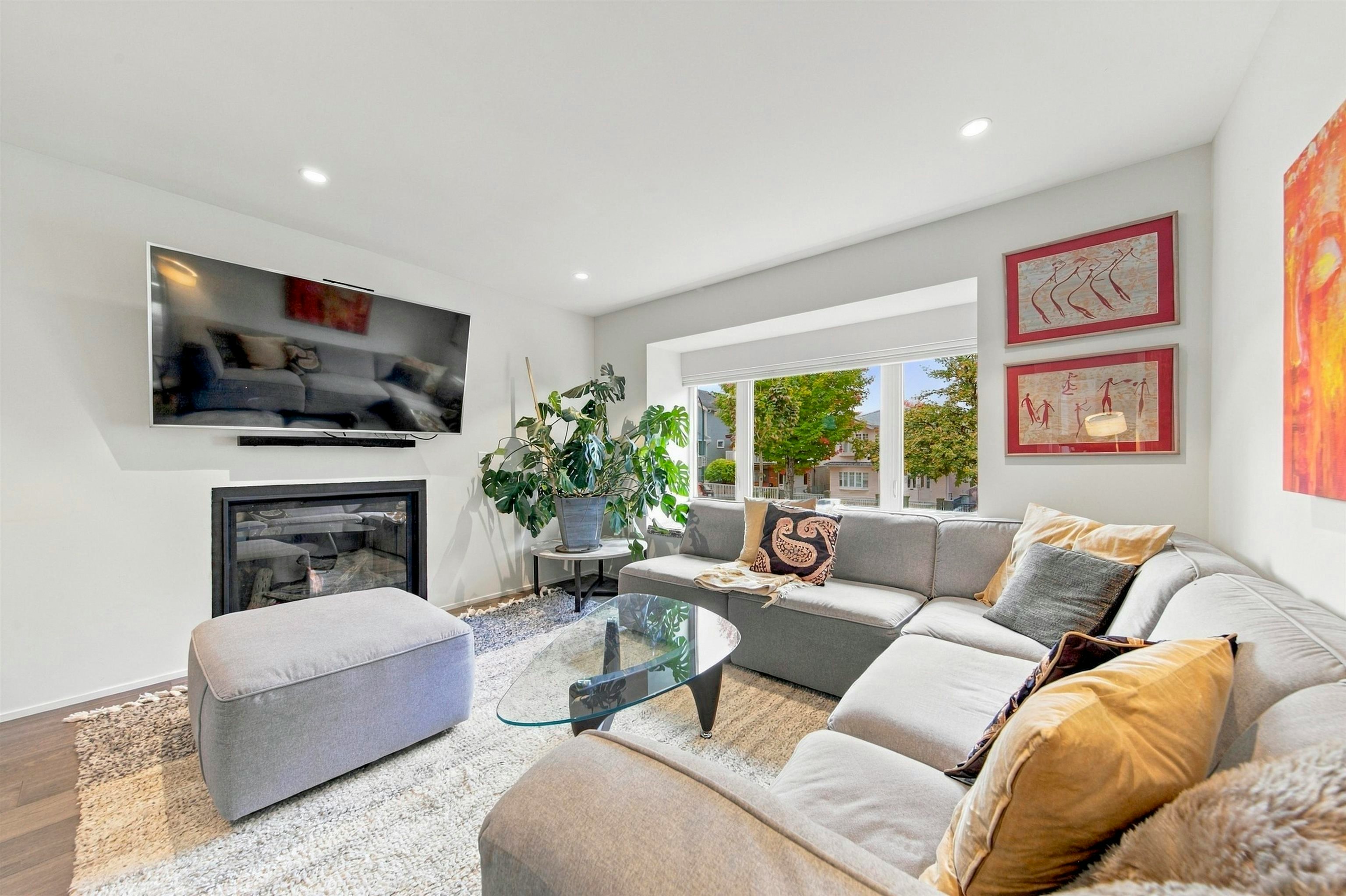 2505 Adanac Street, Vancouver, BC, V5K 2M6 - 20
