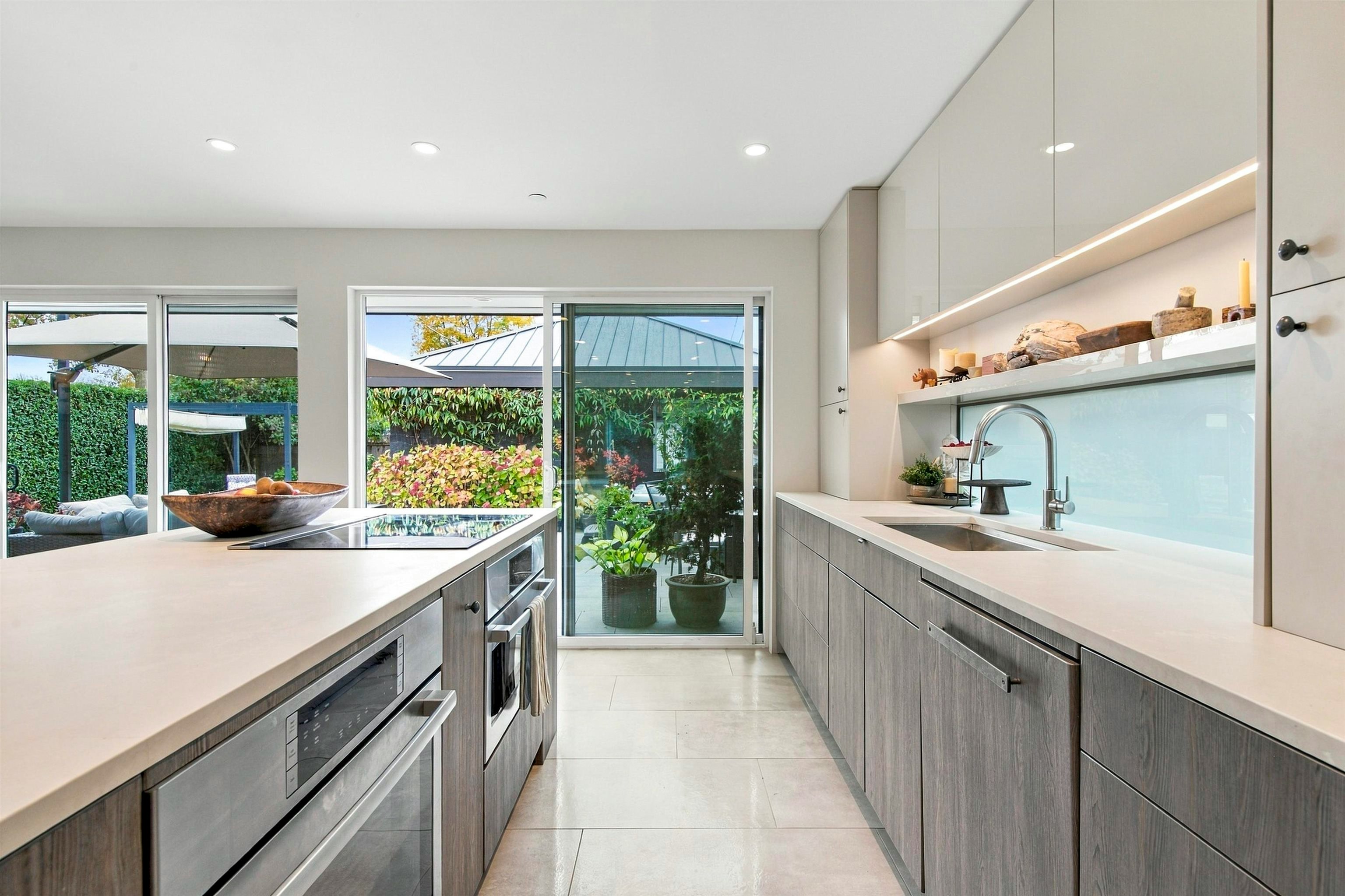 2505 Adanac Street - 5