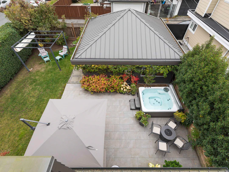 2505 Adanac Street, Vancouver, BC, V5K 2M6 - 25