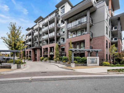 307-45511 Campus Drive - 4