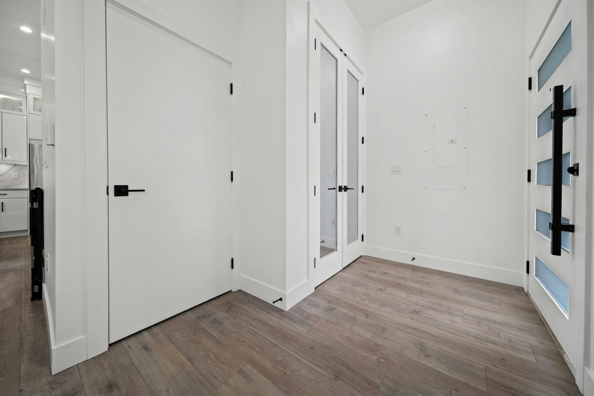 1131 E 23rd Avenue, Vancouver, BC, V5V 1Y8 - 29