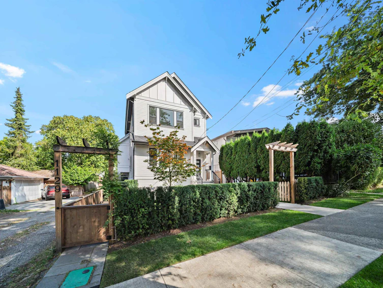 1131 E 23rd Avenue, Vancouver, BC, V5V 1Y8 - 33