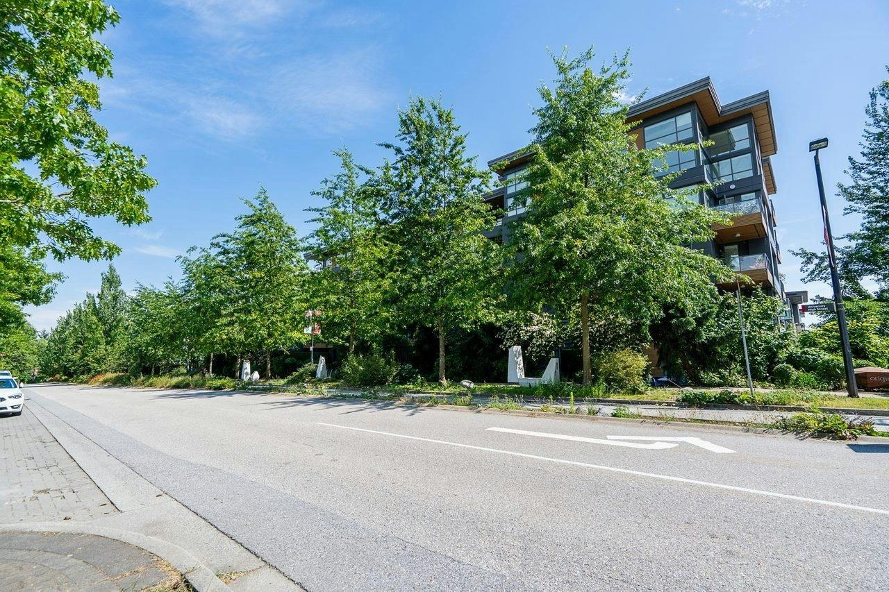 401-9150 University High Street, Burnaby, BC, V5A 0C5 - 38