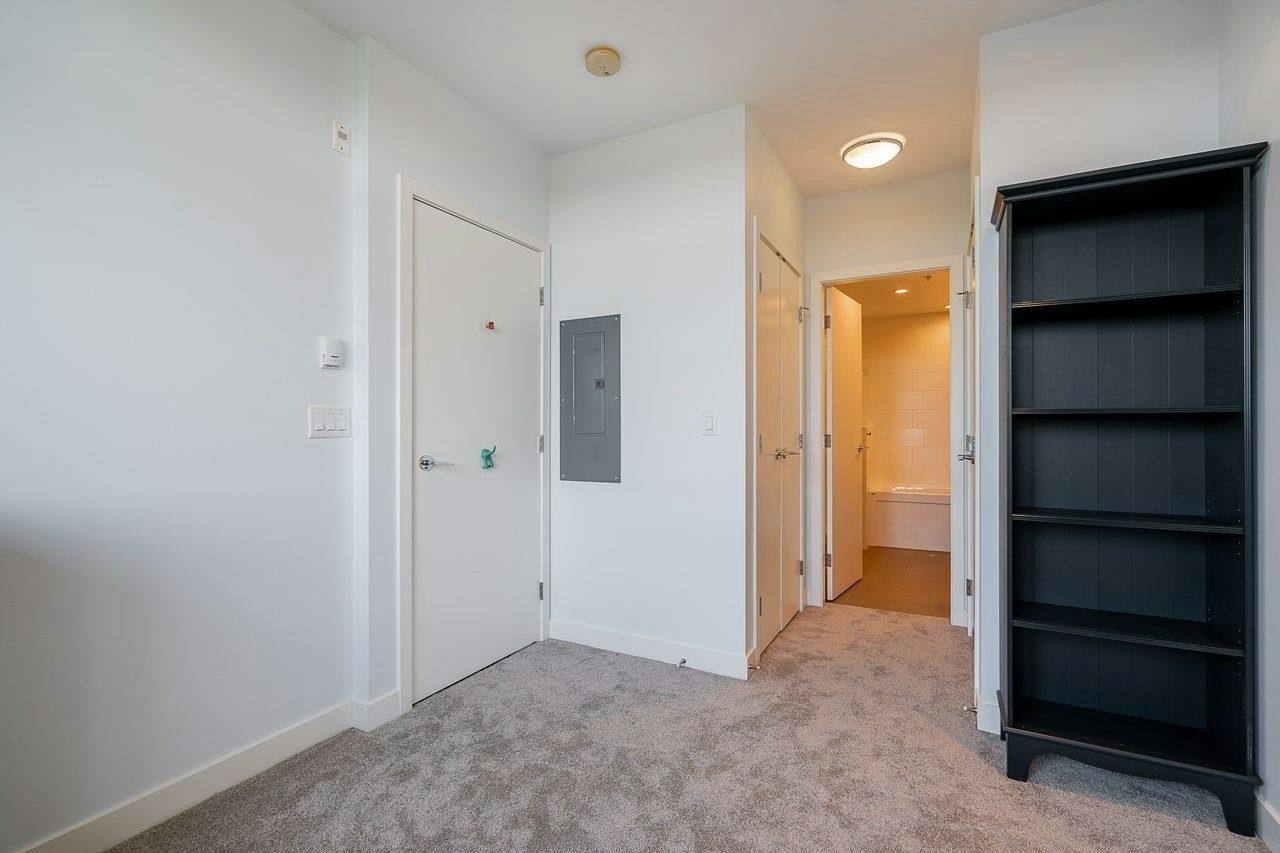 401-9150 University High Street, Burnaby, BC, V5A 0C5 - 31