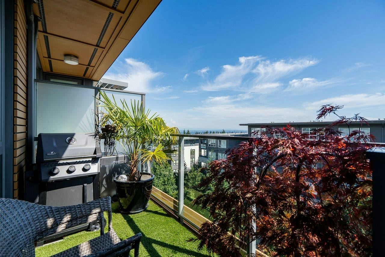401-9150 University High Street, Burnaby, BC, V5A 0C5 - 35
