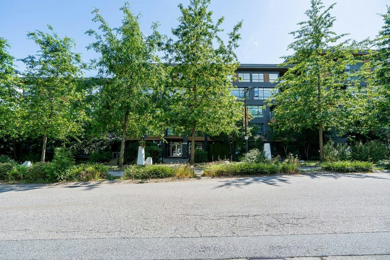 401-9150 University High Street, Burnaby, BC, V5A 0C5 - 39
