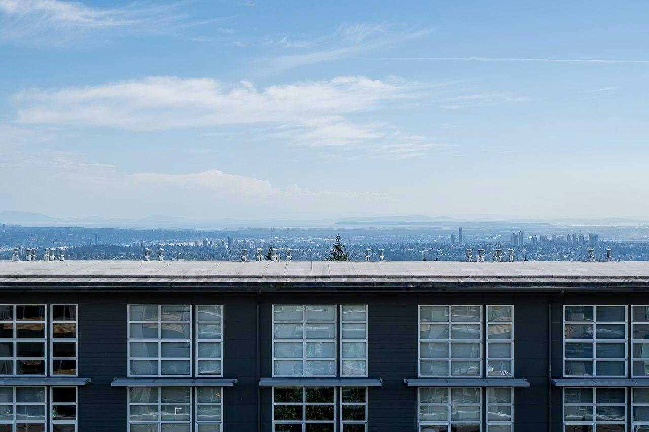 401-9150 University High Street, Burnaby, BC, V5A 0C5 - 26