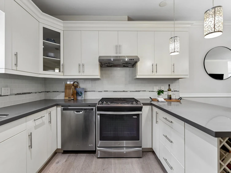 203-3488 Sefton Street, Port Coquitlam, BC, V3B 3R2 - 9