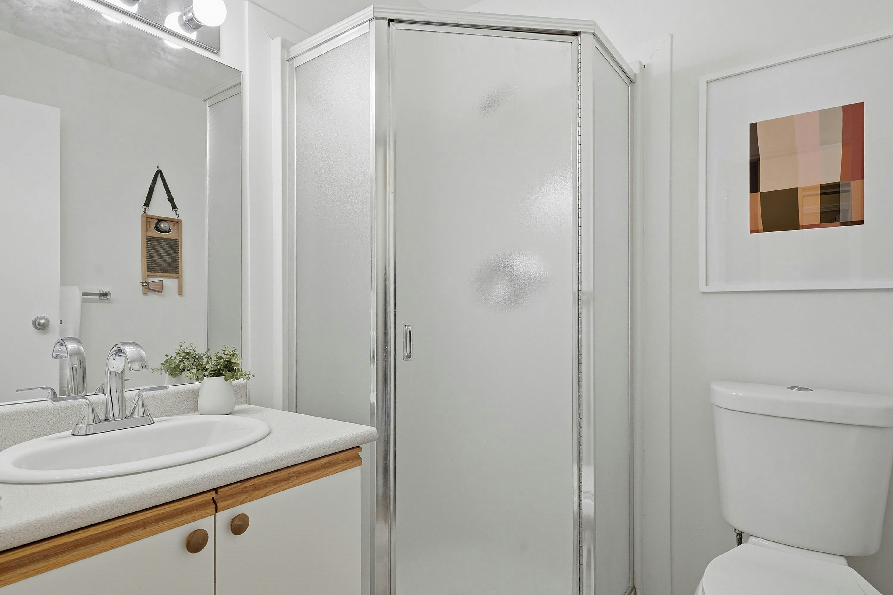 123-3440 W Broadway, Vancouver, BC, V6R 4R2 - 20