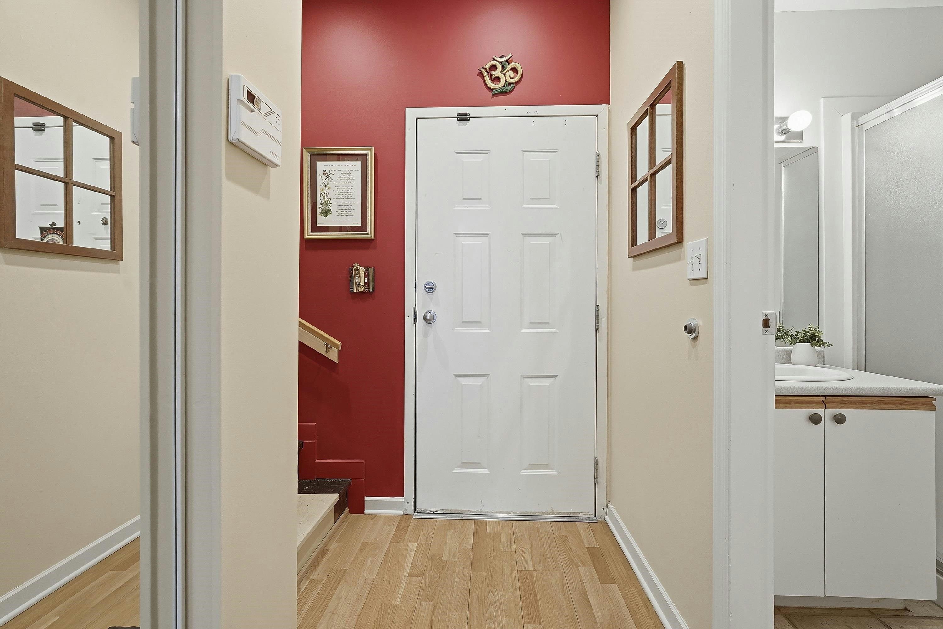 123-3440 W Broadway, Vancouver, BC, V6R 4R2 - 3