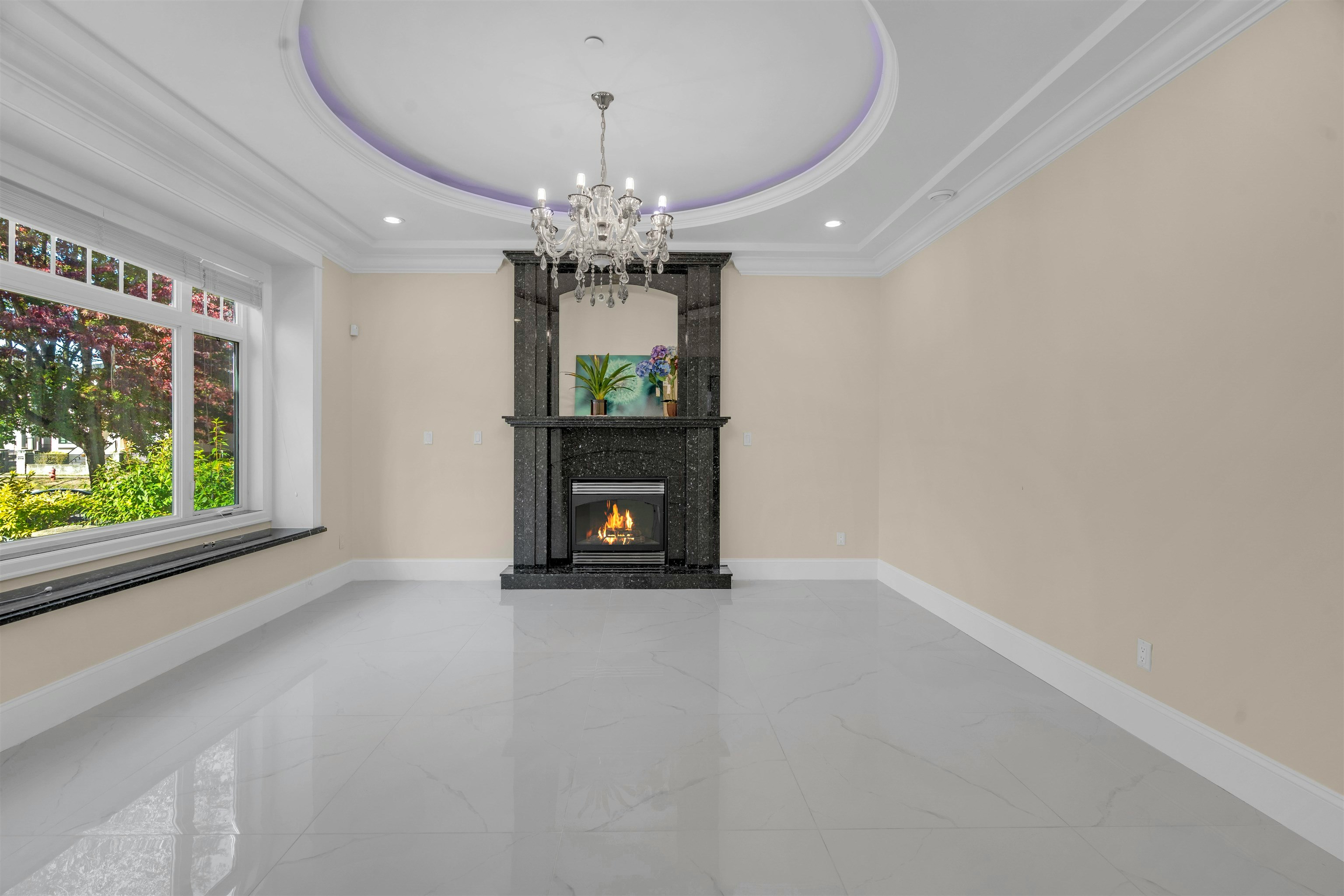 6830 Vivian Street, Vancouver, BC, V5S 2T6 - 4