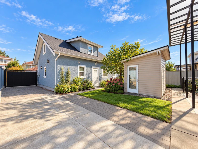 6830 Vivian Street, Vancouver, BC, V5S 2T6 - 32