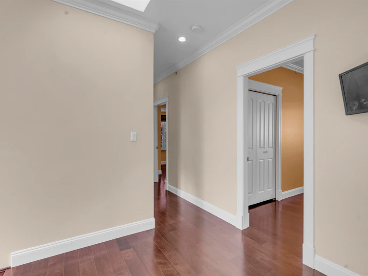6830 Vivian Street, Vancouver, BC, V5S 2T6 - 19