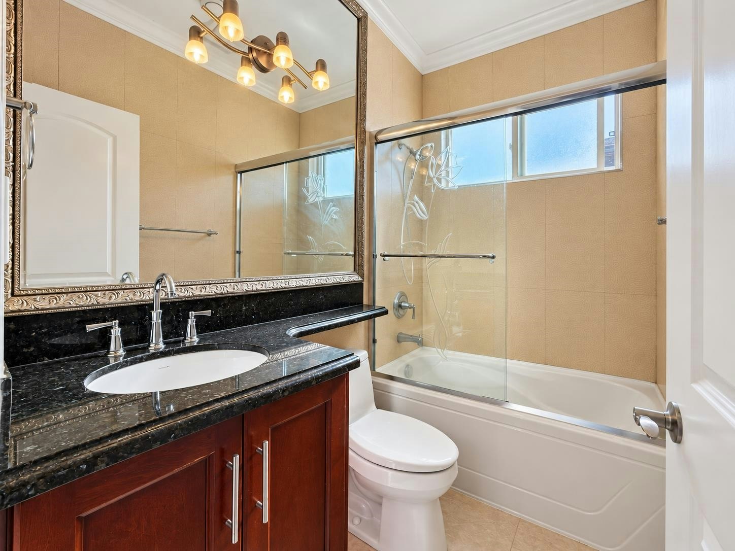 6830 Vivian Street, Vancouver, BC, V5S 2T6 - 30