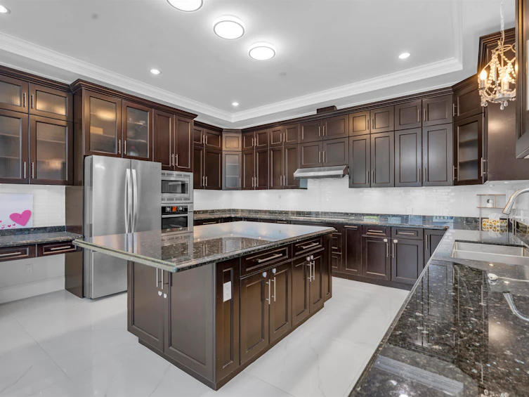 6830 Vivian Street, Vancouver, BC, V5S 2T6 - 15
