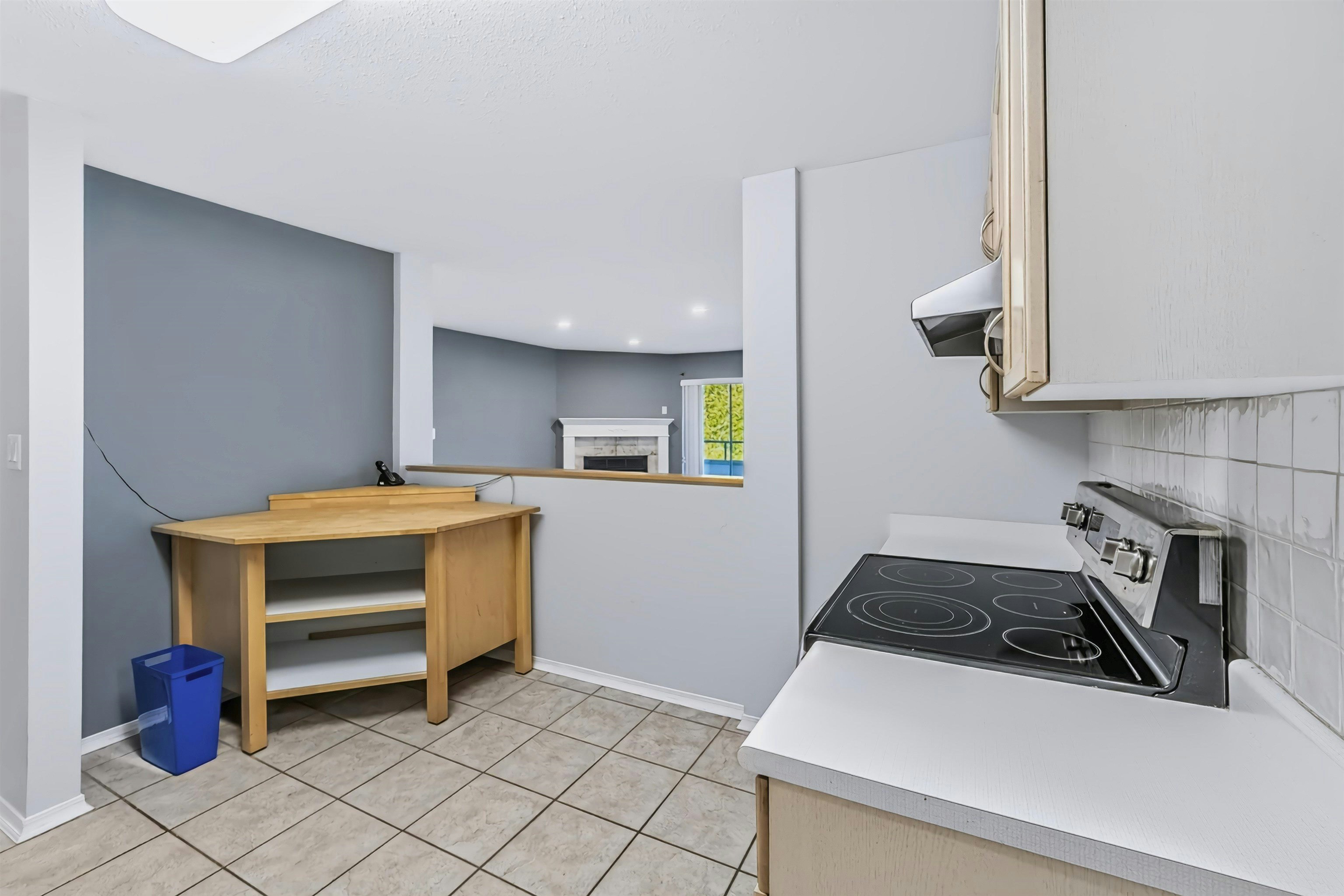221-33175 Old Yale Road, Abbotsford, BC, V2S 2J4 - 11