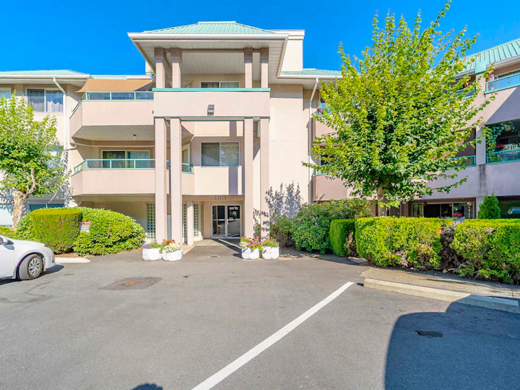 221-33175 Old Yale Road, Abbotsford, BC, V2S 2J4