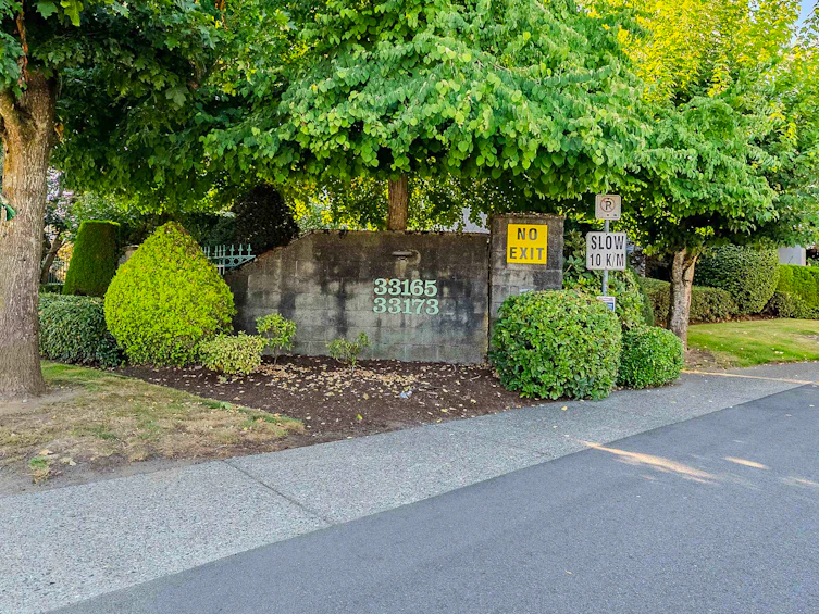 221-33175 Old Yale Road, Abbotsford, BC, V2S 2J4 - 2