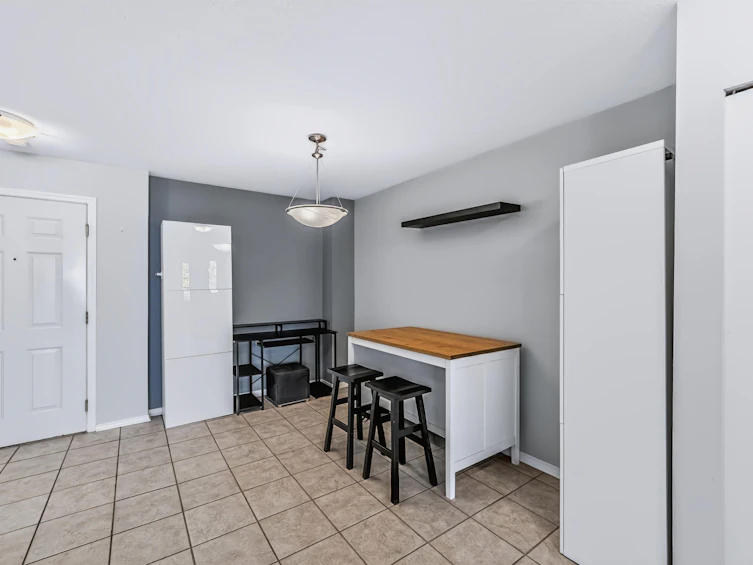221-33175 Old Yale Road, Abbotsford, BC, V2S 2J4 - 13
