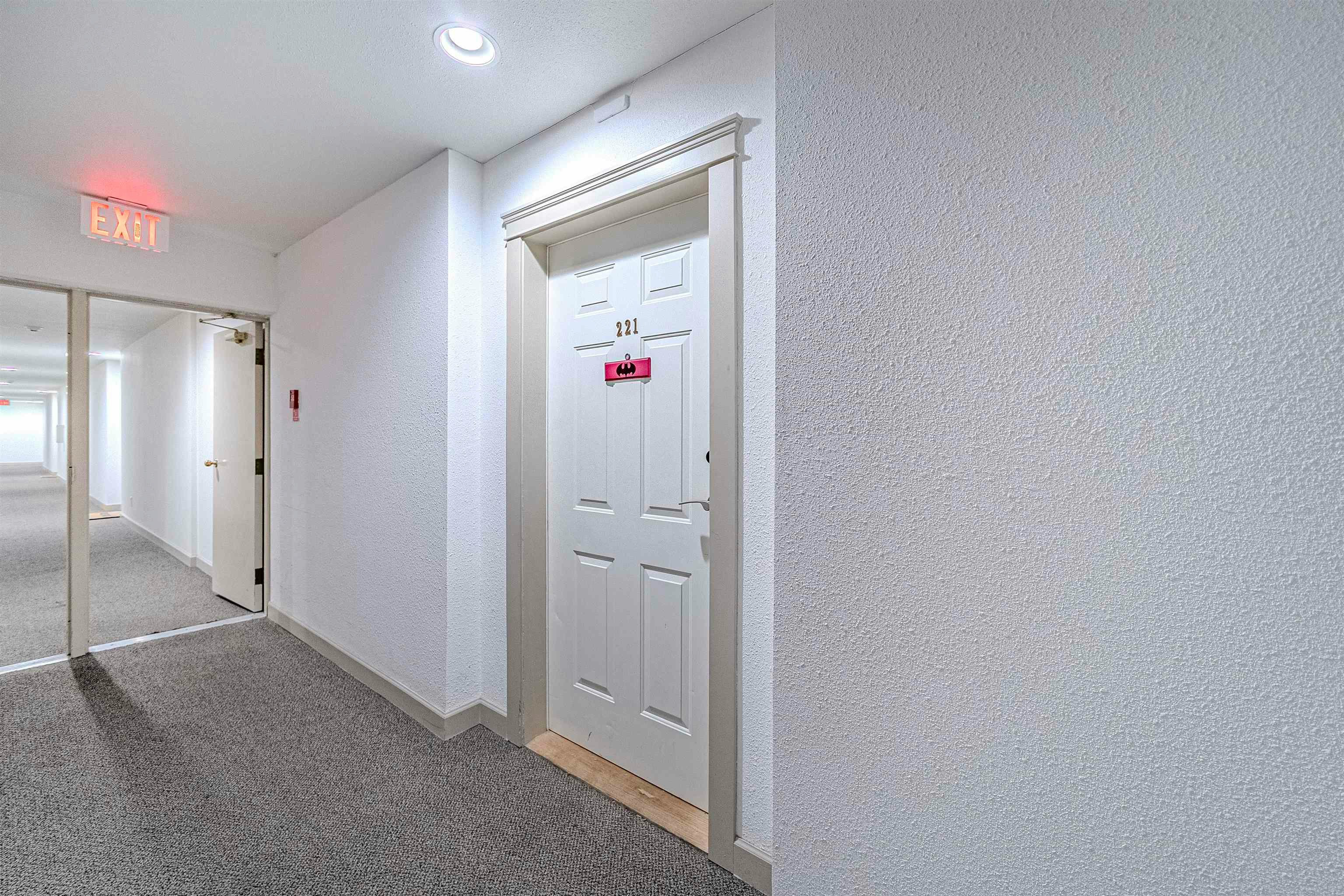 221-33175 Old Yale Road, Abbotsford, BC, V2S 2J4 - 4