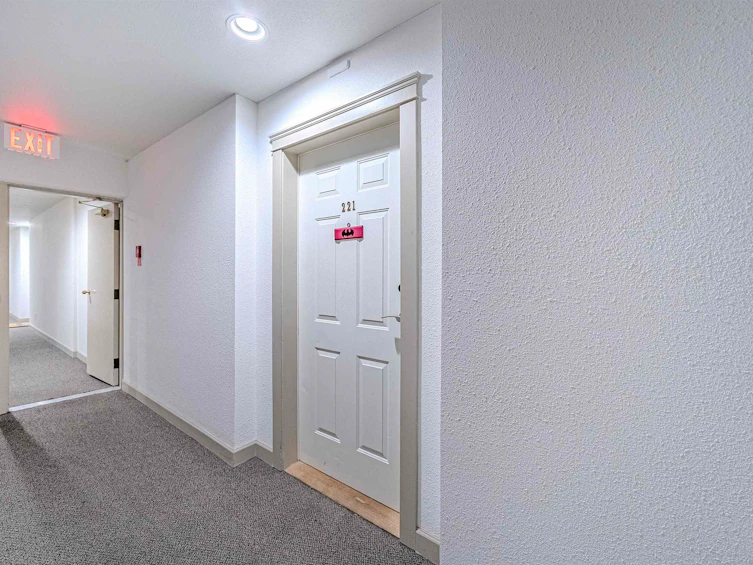 221-33175 Old Yale Road, Abbotsford, BC, V2S 2J4 - 4