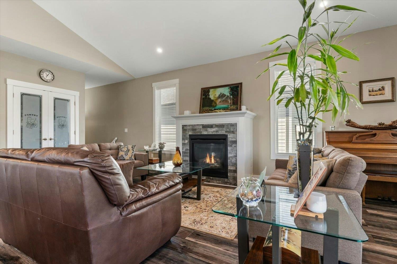 46181 Second Avenue, Chilliwack, BC, V2P 1S8 - 8