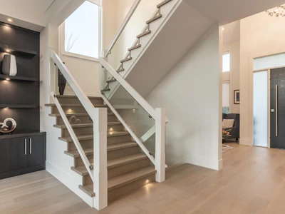 2152 Craigen Avenue - 3