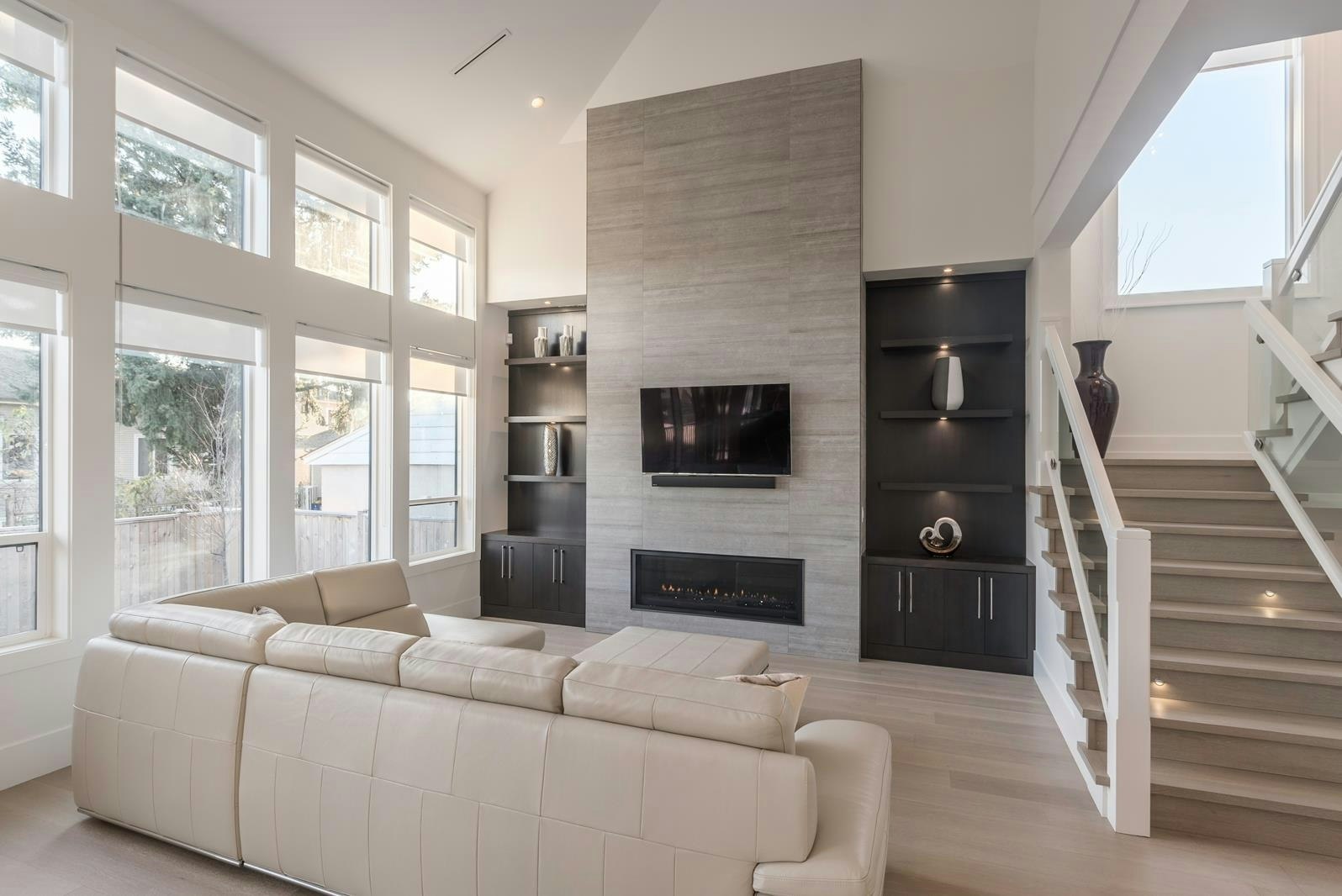 2152 Craigen Avenue - 4