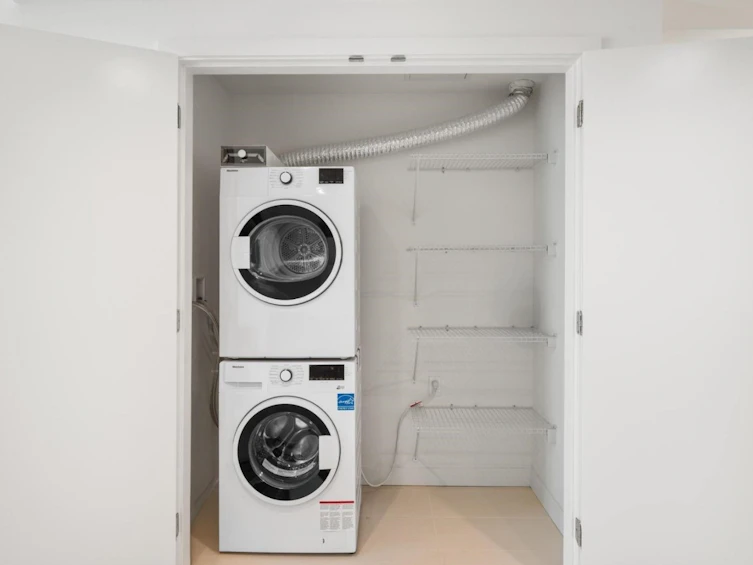1002-1401 Hunter Street, North Vancouver, BC, V7J 0E2 - 12