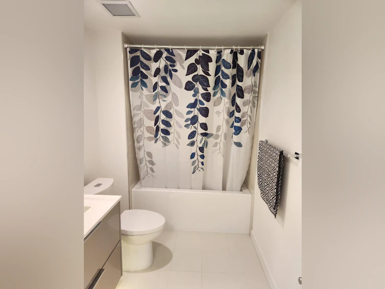 1002-1401 Hunter Street, North Vancouver, BC, V7J 0E2 - 10