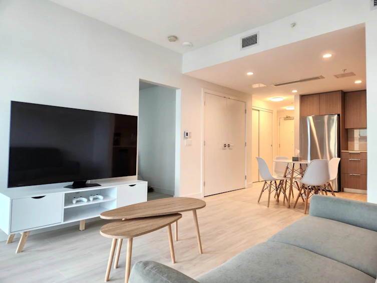 1002-1401 Hunter Street, North Vancouver, BC, V7J 0E2 - 6