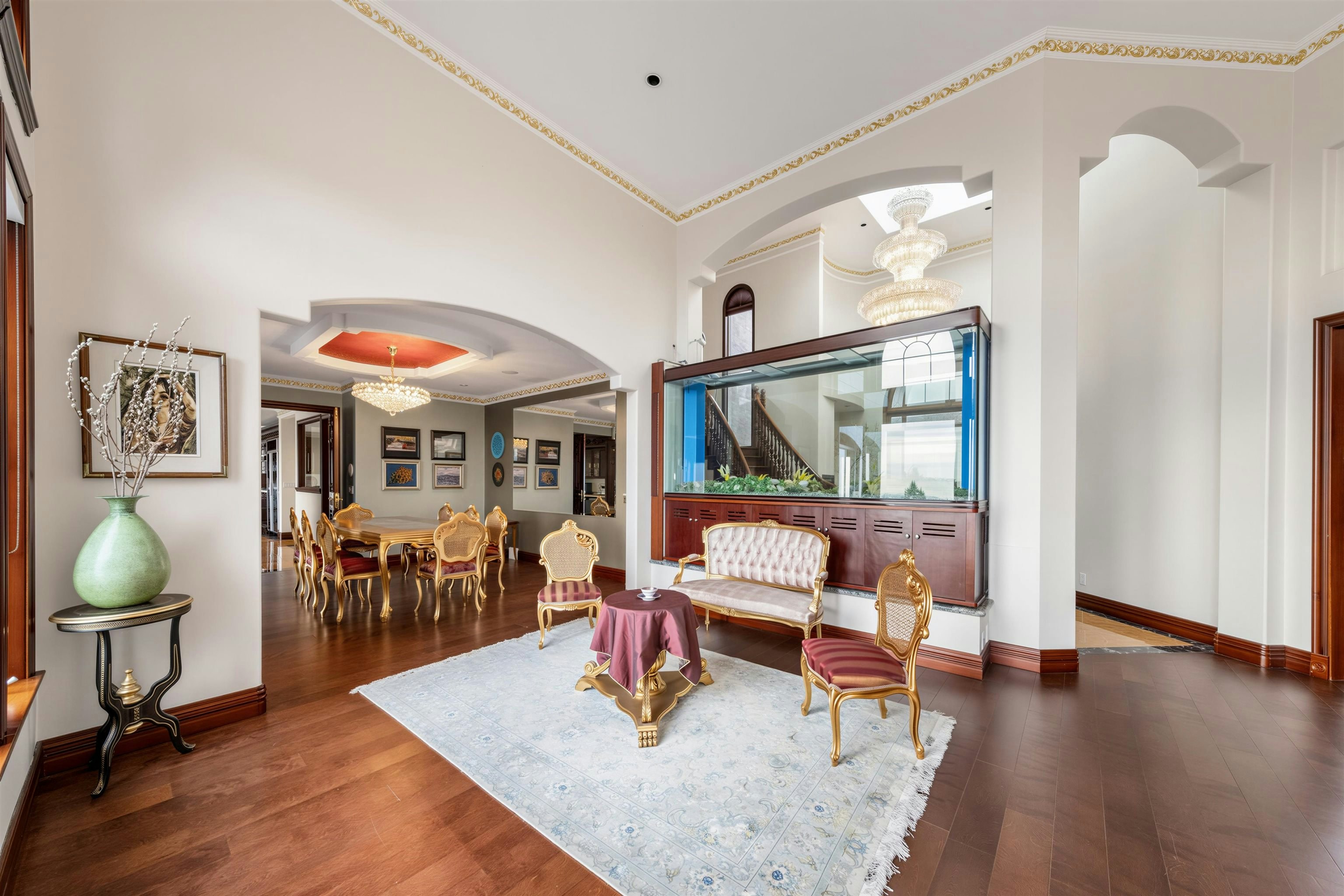 690 Fairmile Road - 3