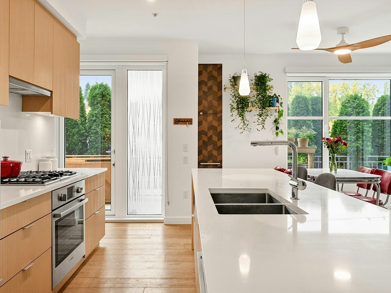 104-108 E 35th Avenue, Vancouver, BC, V5W 1A6 - 7